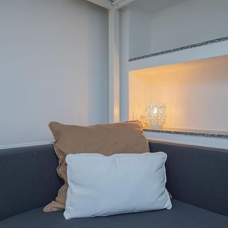 Youhosty - Accademia 53 Quinto Apartment มิลาน ภายนอก รูปภาพ