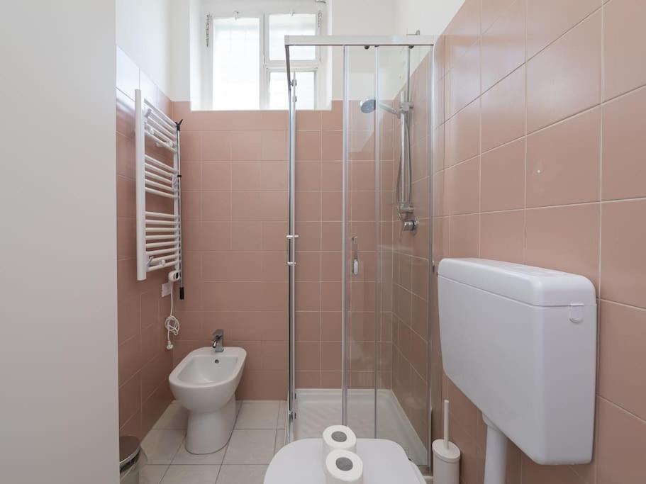 Youhosty - Accademia 53 Quinto Apartment มิลาน ภายนอก รูปภาพ