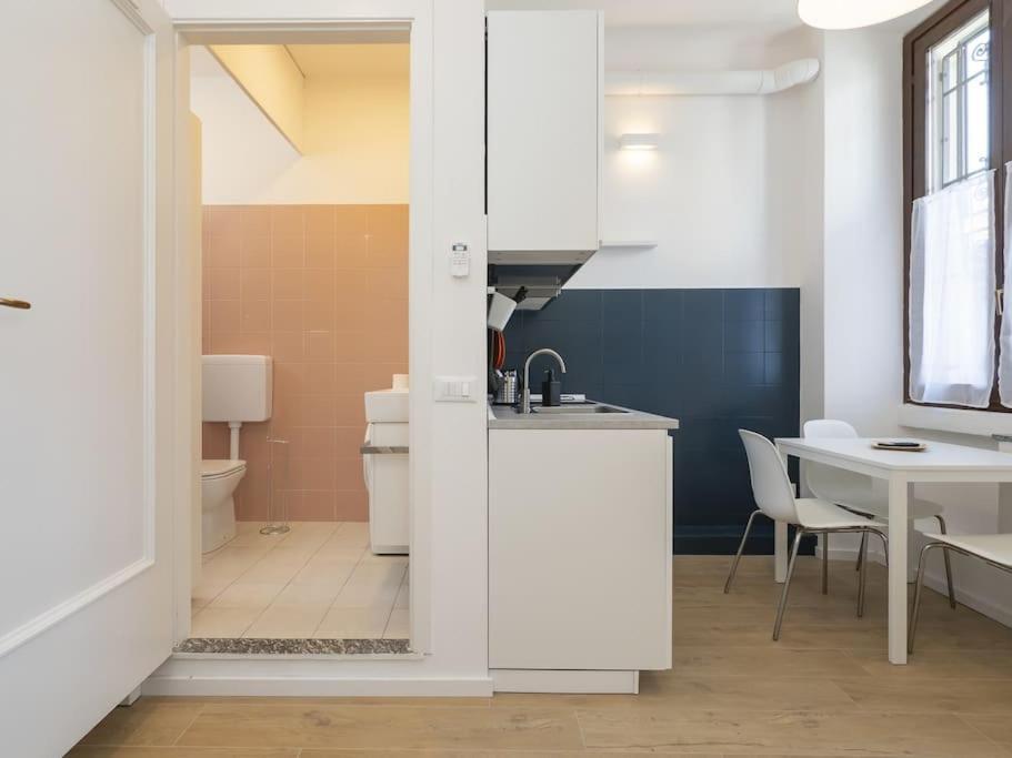 Youhosty - Accademia 53 Quinto Apartment มิลาน ภายนอก รูปภาพ